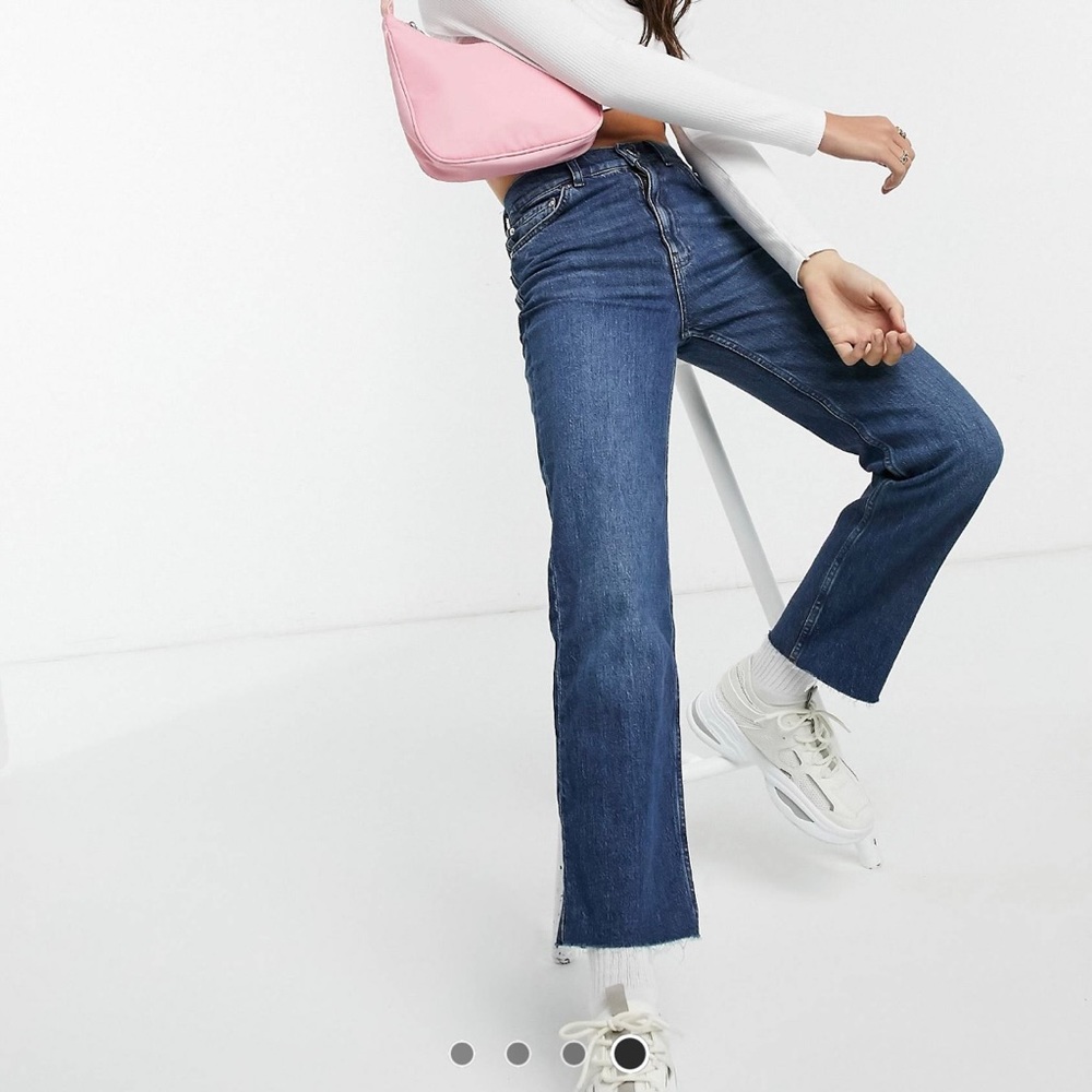 Asos Design high rise crop flare jeans - W30 L32